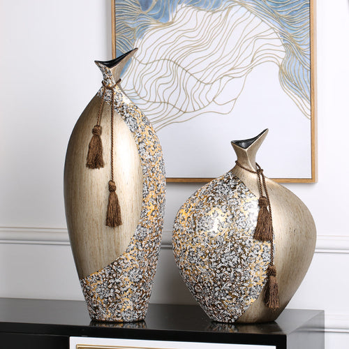Beautiful Chinese Style Resin and Ceramic Vases