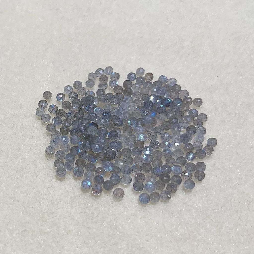 Labradorite Flashes