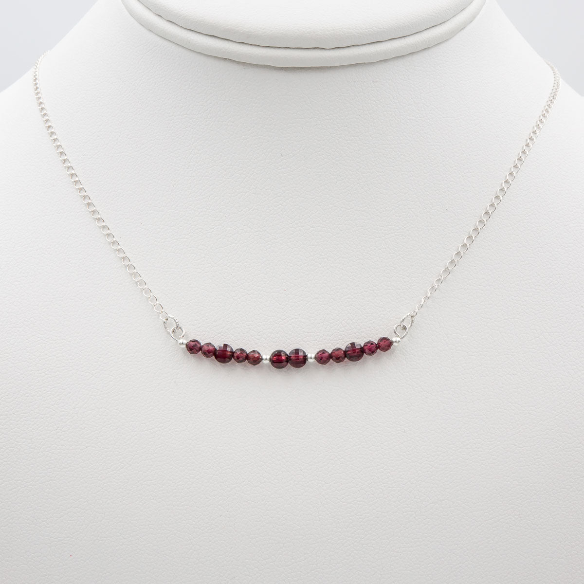 Sparkling Garnets Necklace