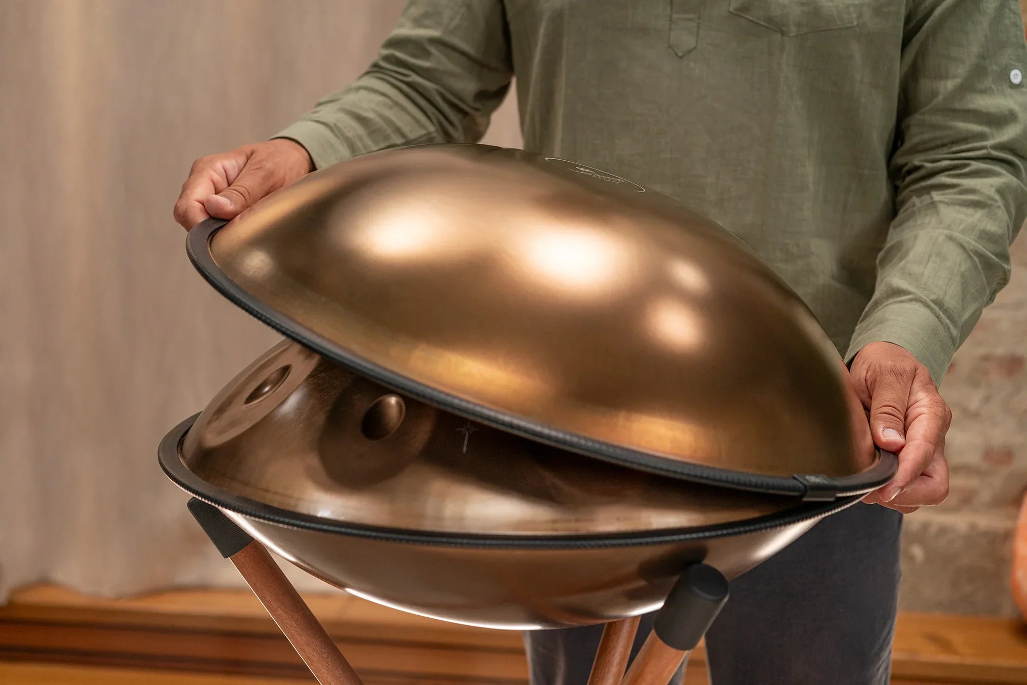Sensory Handpan, BB2 Amara, 9 Notes, Vintage Copper, Engraved Design