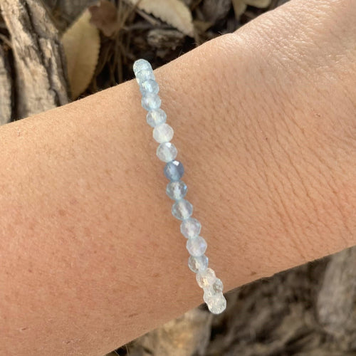 Aqumarine Bracelet 4 mm Faceted Round Beads – Calming and Serenity