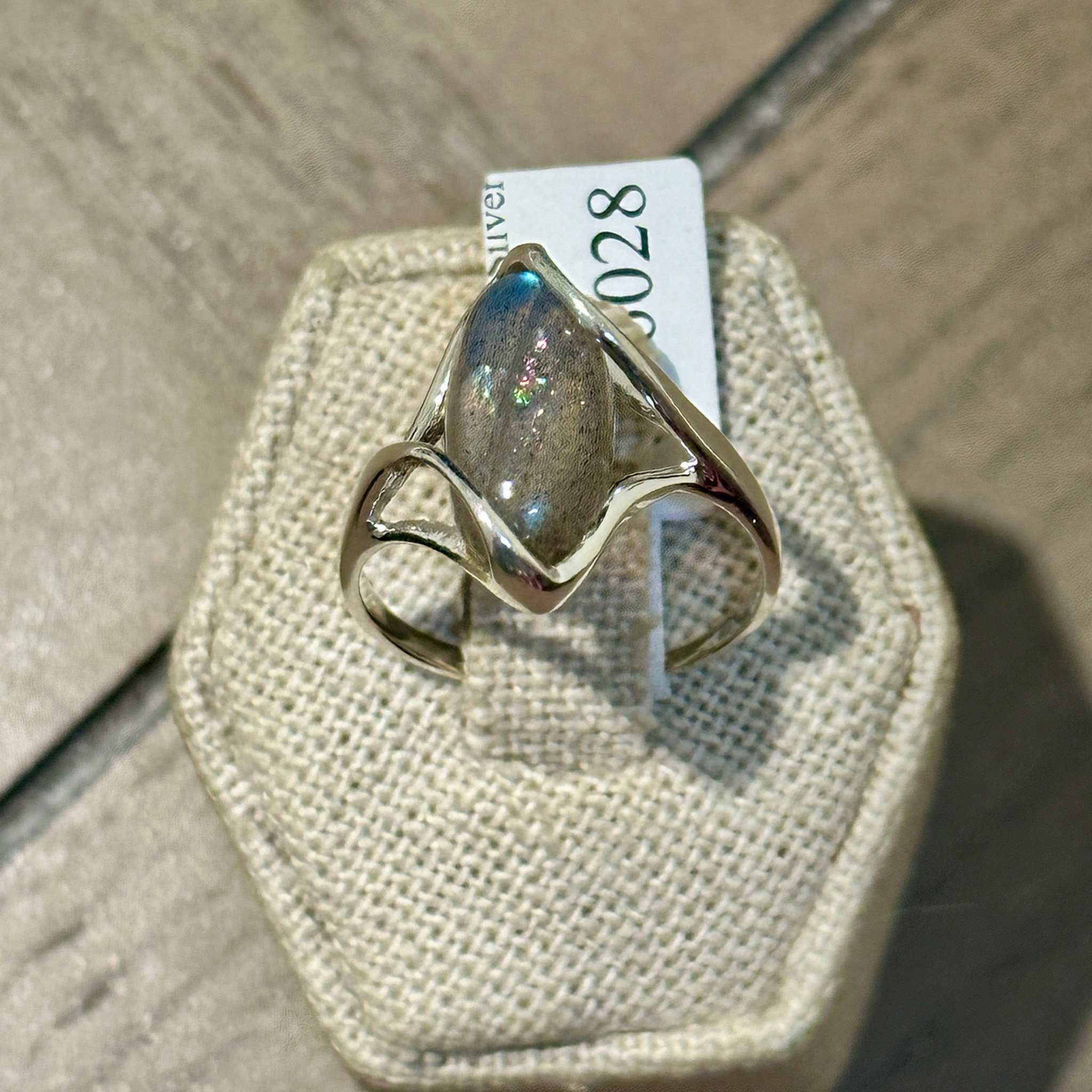 Labradorite Marquise Wave-Frame Ring – Sterling Silver – Sizes 5 & 10