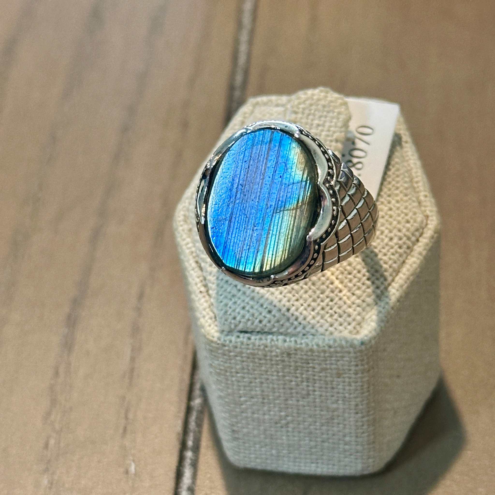 Labradorite Woven-Guard Oval Statement Ring – Sterling Silver – Size 13 & 14
