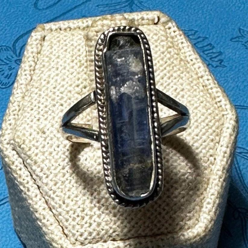 Rough Blue Kyanite Ring (07.0042)