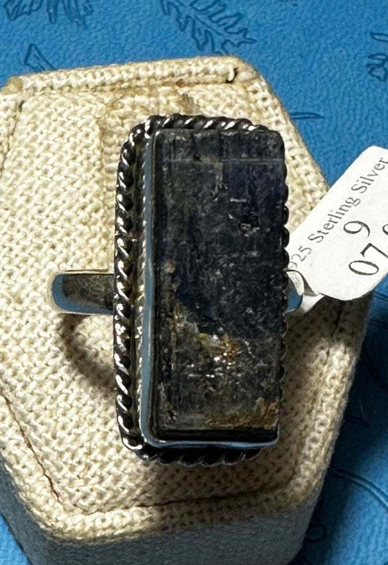 Rough Blue Kyanite Ring (07.0042)